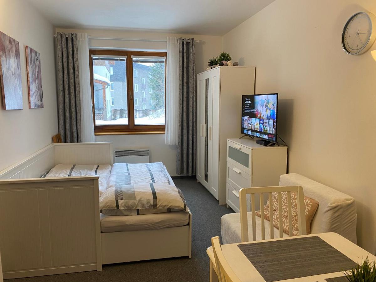 Horsky Apartman Roky - Krkonose 로끼뜨니쩨나드이제로우 외부 사진